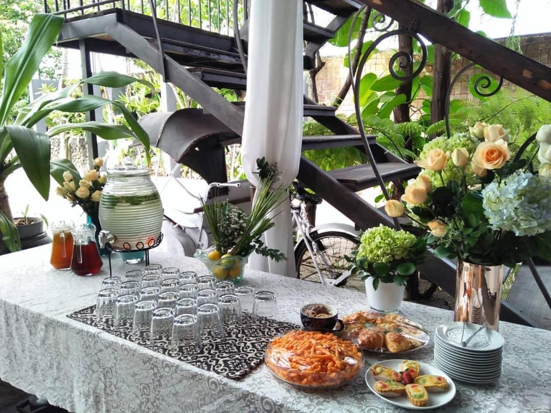 Warisan Heritage Boutique Hotel Solo Exterior foto